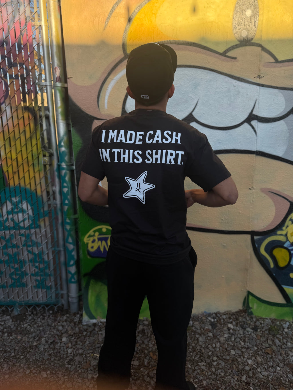 BLACK CASH TEE