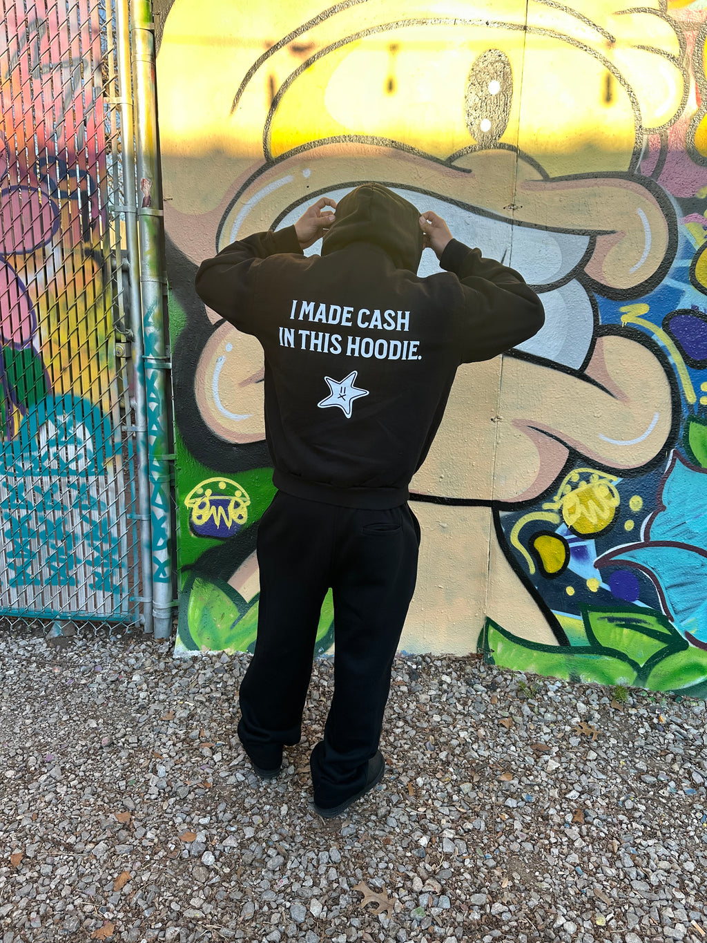 SORRY ZIP UP (BLACK)