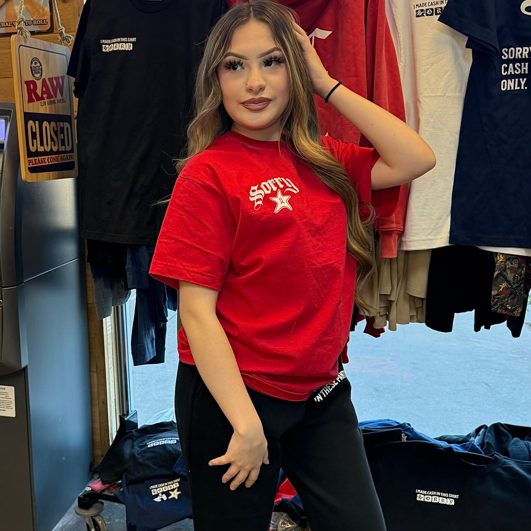 RED TEE