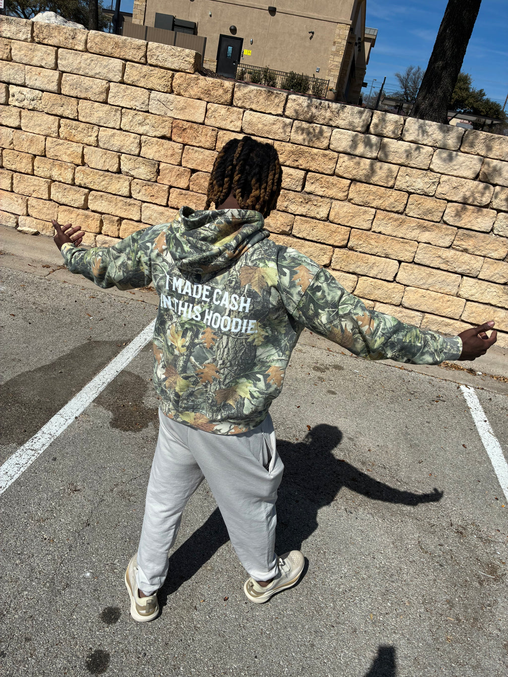 CAMO PULLOVER HOODIE
